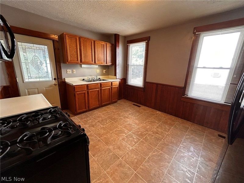 625 Second Street, Marietta, OH 45750 Photo 32