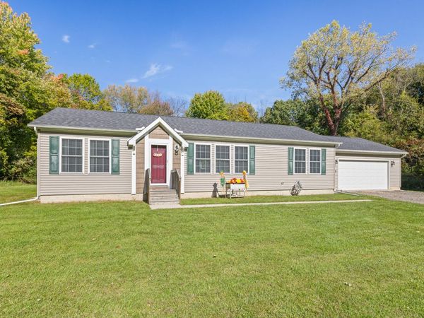 9490 Glenn Road, Grass Lake, MI 49240