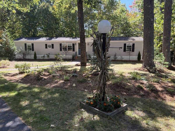4 Sunny Oaks Terrace, Wolfeboro, NH 03894