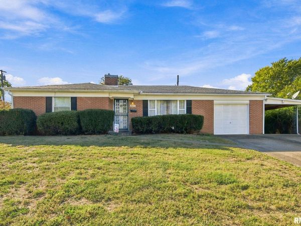 1006 Castellano Avenue, Marion, IL 62959