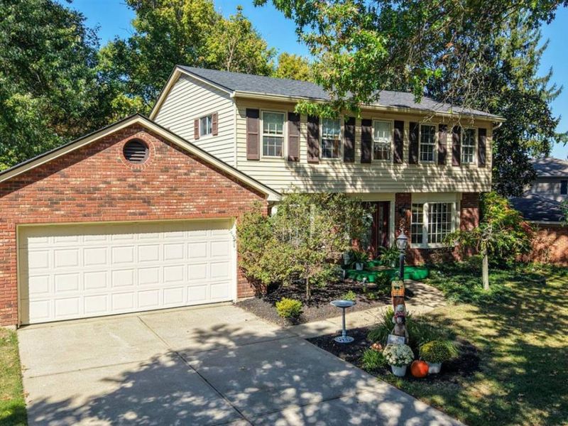 1077 Hawkstone Drive, Cincinnati, OH 45230 Photo 2
