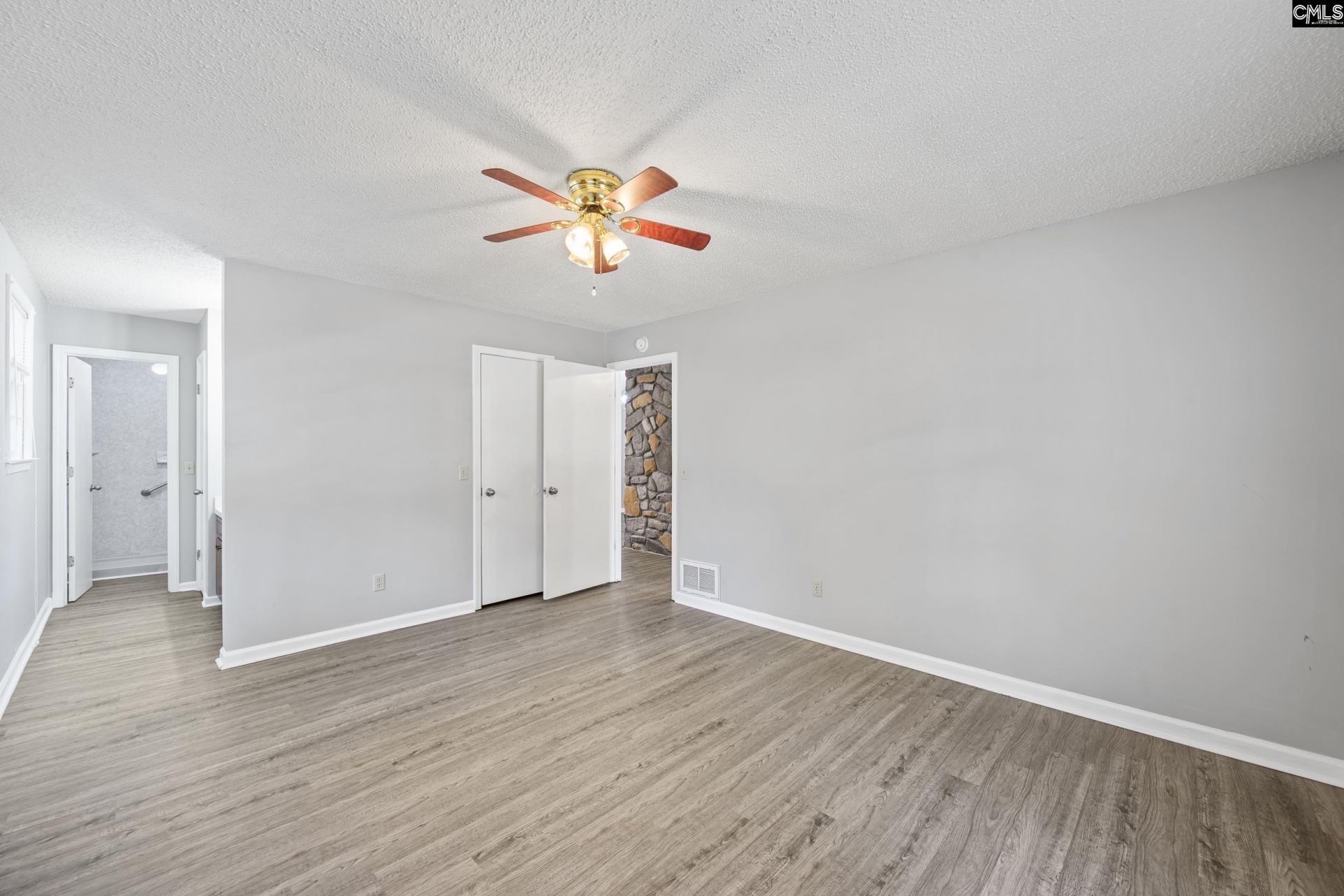 515 Corley Street  Photo 12