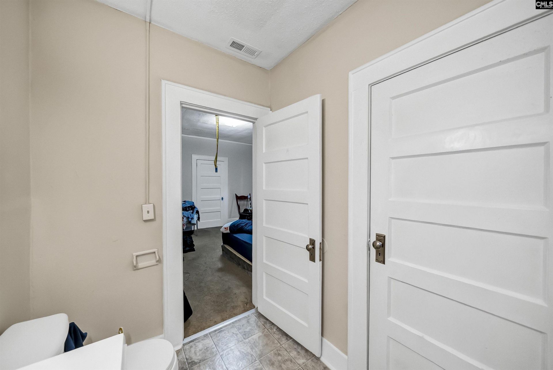 2725 Kirby Street  Photo 18