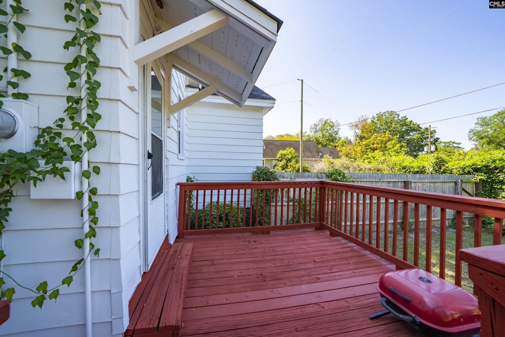 2725 Kirby Street  Photo 6