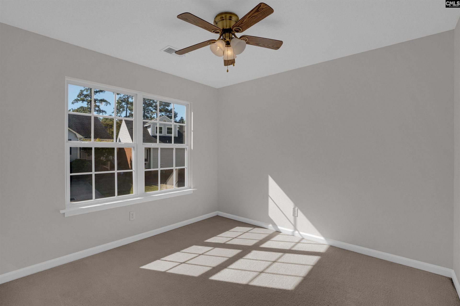 205 Village Walk Photo 13