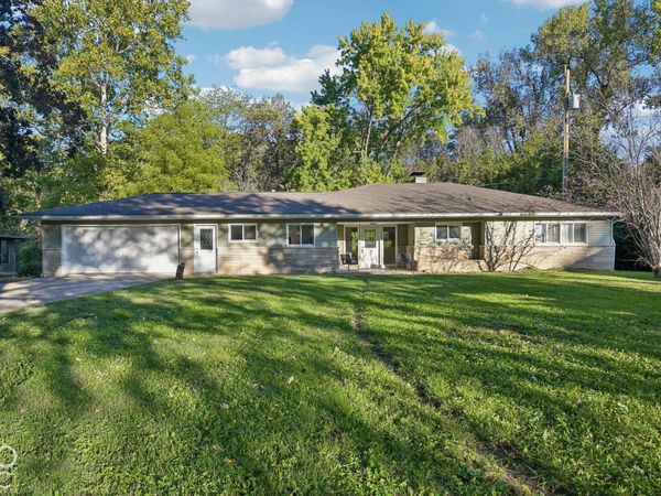 9759 W Sunset Lane, Elwood, IN 46036