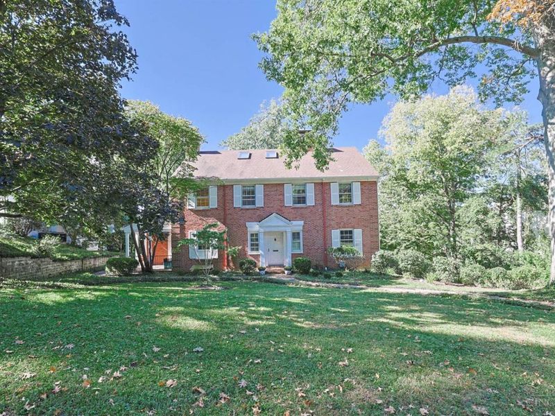 11 Weebetook Lane, Cincinnati, OH 45208 Photo 1