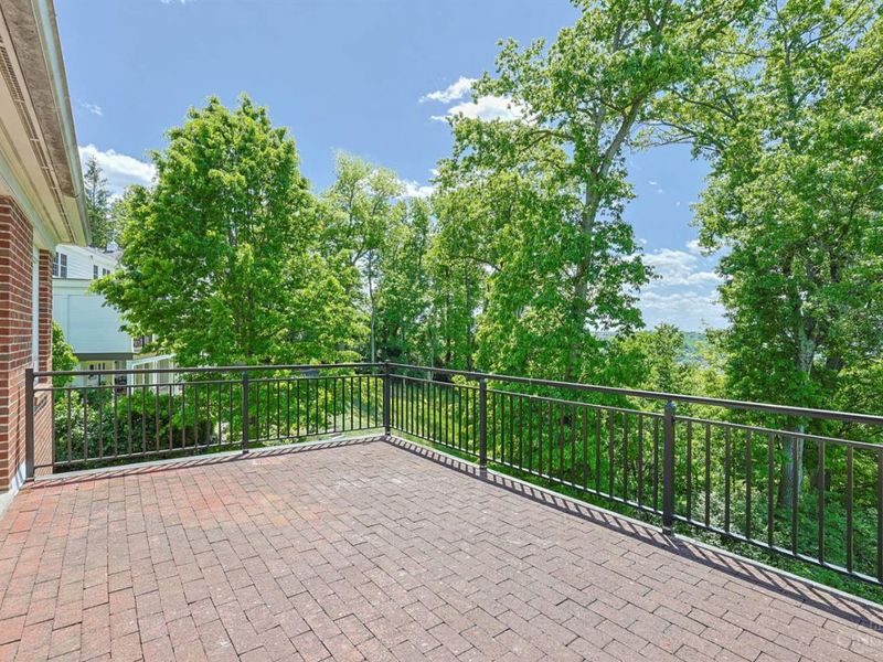 11 Weebetook Lane, Cincinnati, OH 45208 Photo 57