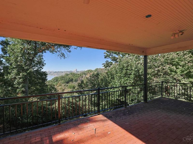 11 Weebetook Lane, Cincinnati, OH 45208 Photo 58