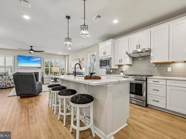 6860 MOONSTONE PEONY LANE, HAYMARKET, VA 20169