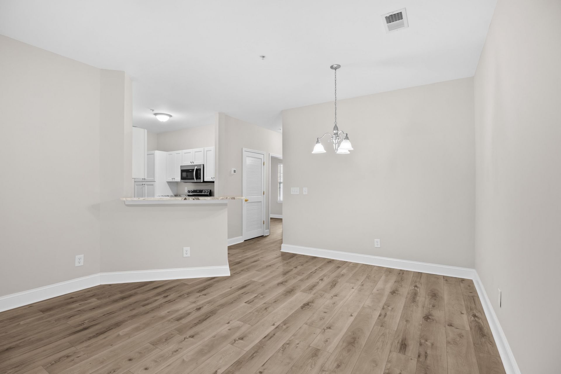 230 Portsmith Dr. Photo 12
