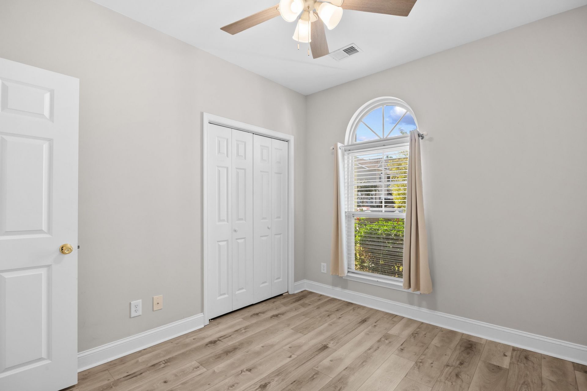 230 Portsmith Dr. Photo 19