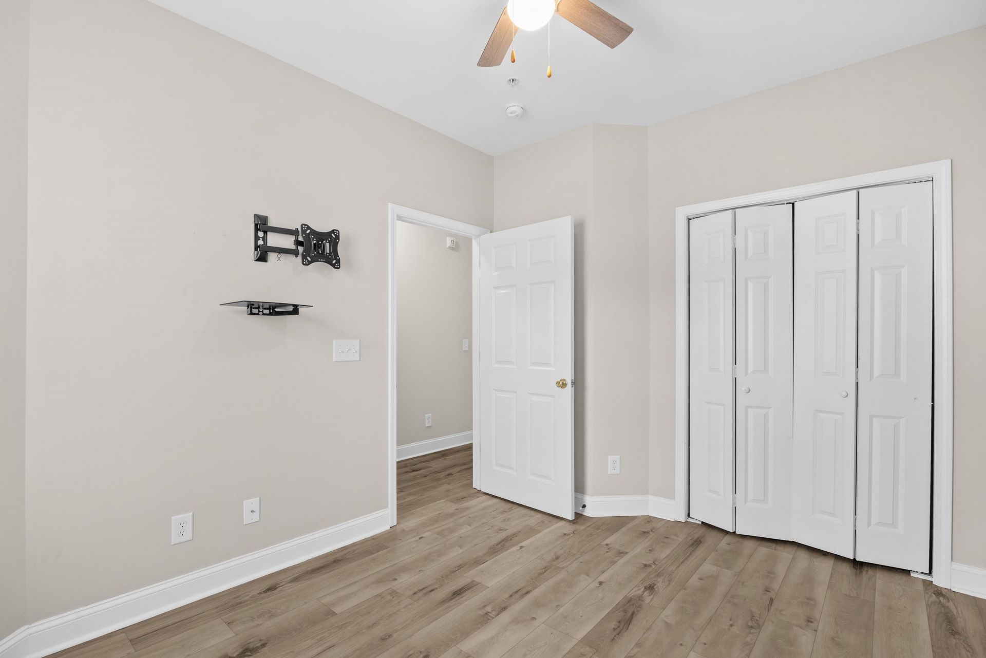 230 Portsmith Dr. Photo 21
