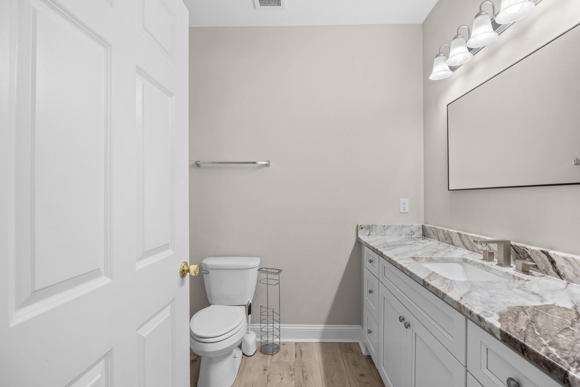 230 Portsmith Dr. Photo 32