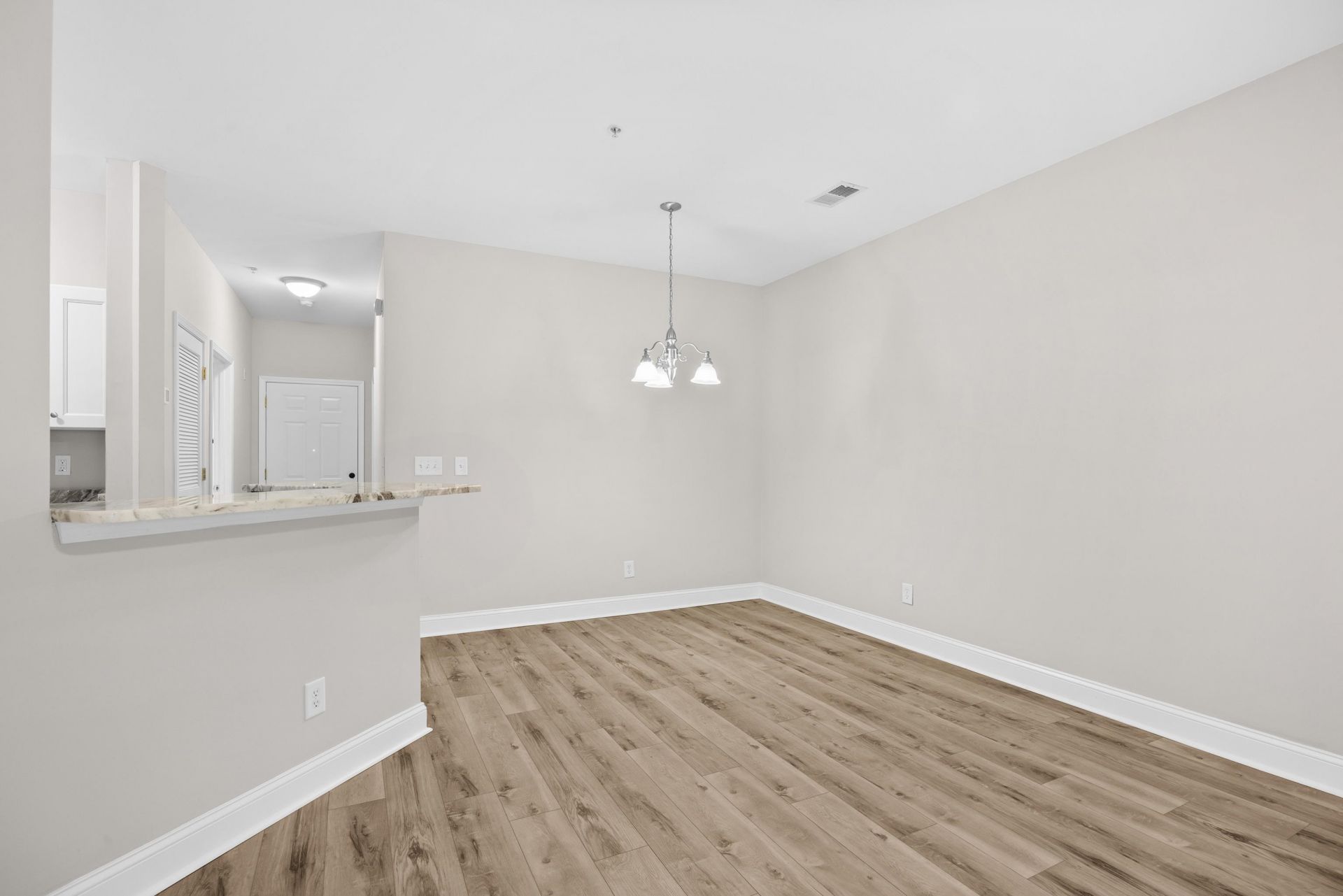 230 Portsmith Dr. Photo 6