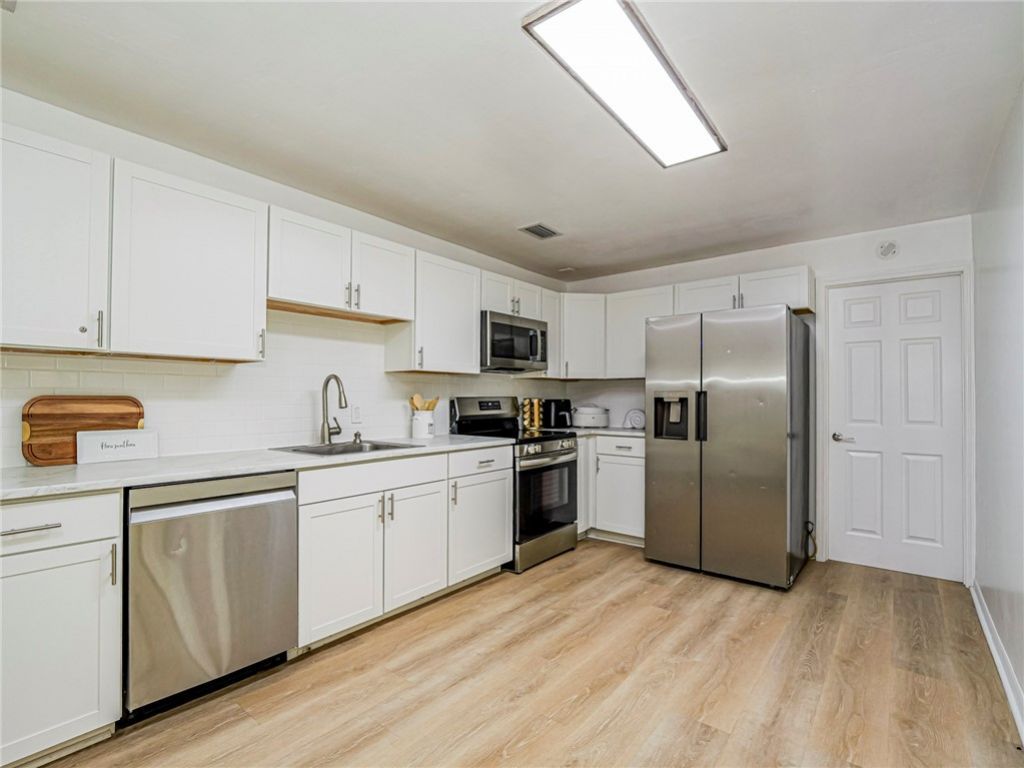 141 Ablett Terrace , Sebastian, FL 32958 Photo