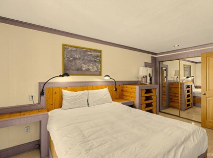 340 Quaking Aspen Lane, Unit B, Stateline, NV 89449 Photo