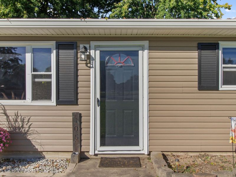 105 Island Avenue, Jackson Center, OH 45334 Photo 3