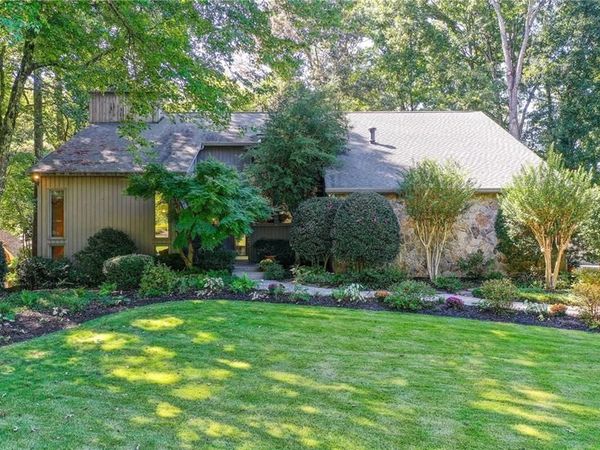 1075 Riverside Trace , Sandy Springs, GA 30328