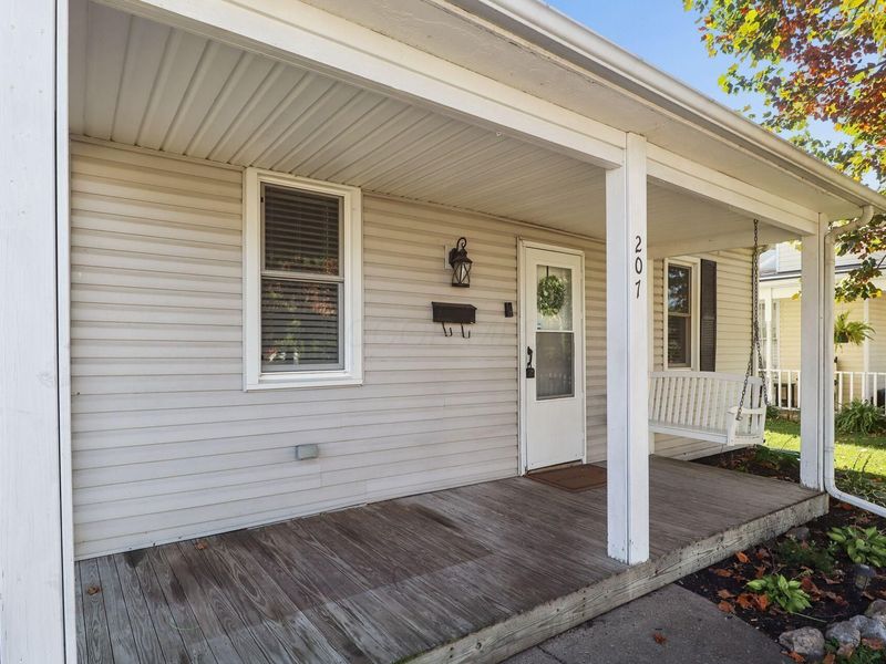 207 W Mill Street , Circleville, OH 43113 Photo 3