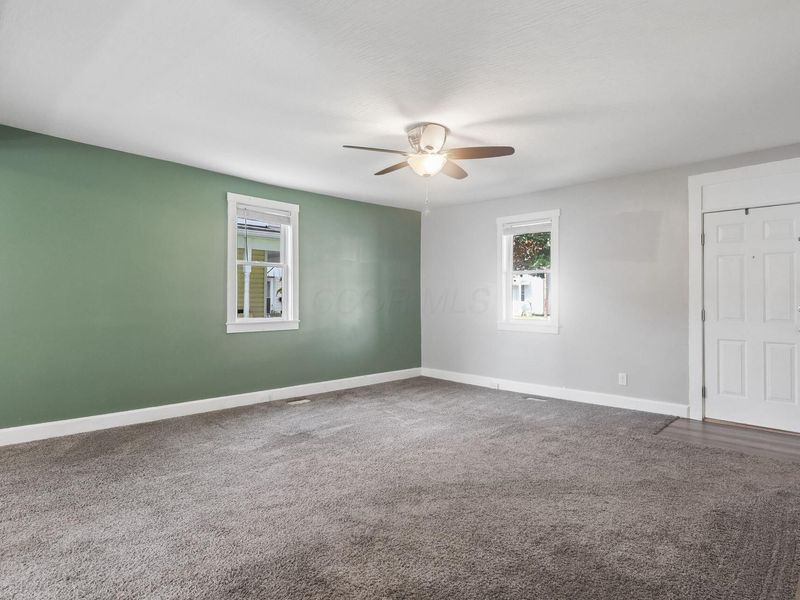207 W Mill Street , Circleville, OH 43113 Photo 6