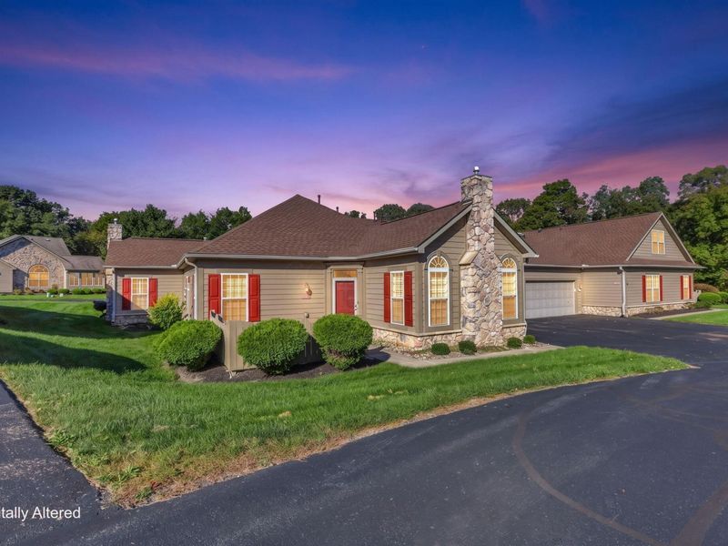 204 Avalon Drive , Unit 27, Heath, OH 43056 Photo 1