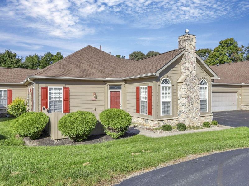 204 Avalon Drive , Unit 27, Heath, OH 43056 Photo 4