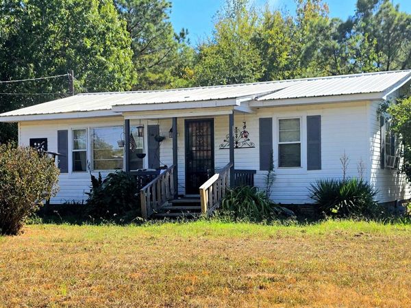 2871 PURDY RD, Selmer, TN 38375