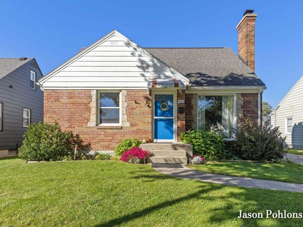 1805 Fremont Avenue NW, Grand Rapids, MI 49504