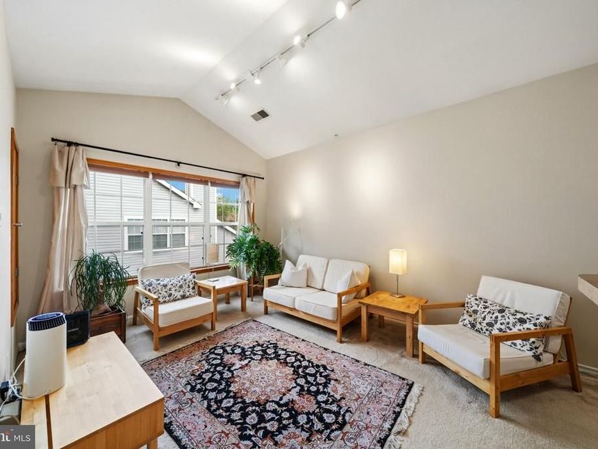 18512 Boysenberry Drive , Unit 201, Gaithersburg, MD 20879 Main Photo