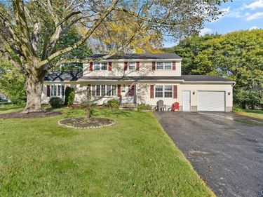 103 Huckleberry Lane, Syracuse, NY 13219