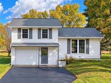 2062 Smithcrest Drive, Gowanda, NY 14070
