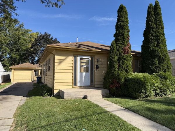 2708 W High STREET, Racine, WI 53404