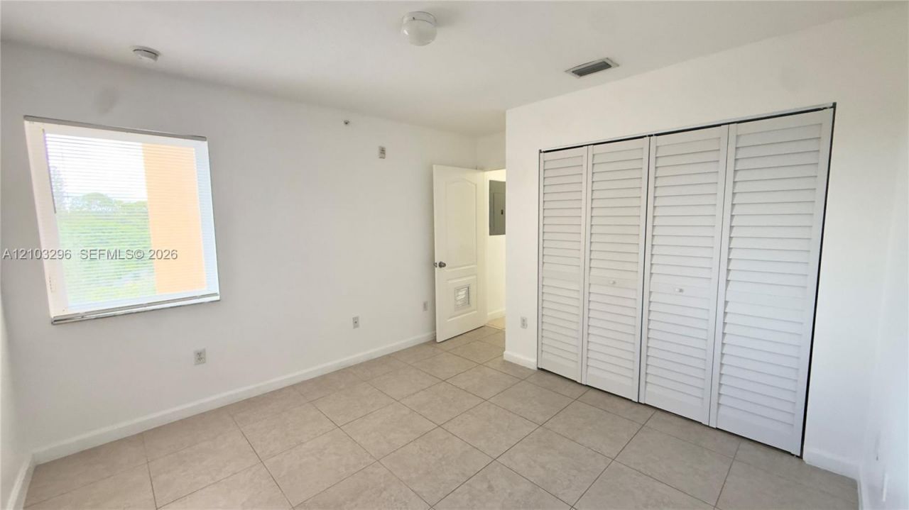 Please Call For Address, Unit 404, Miami, FL 33161 Photo