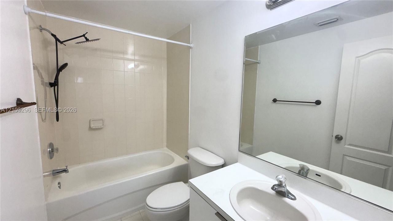 Please Call For Address, Unit 404, Miami, FL 33161 Photo