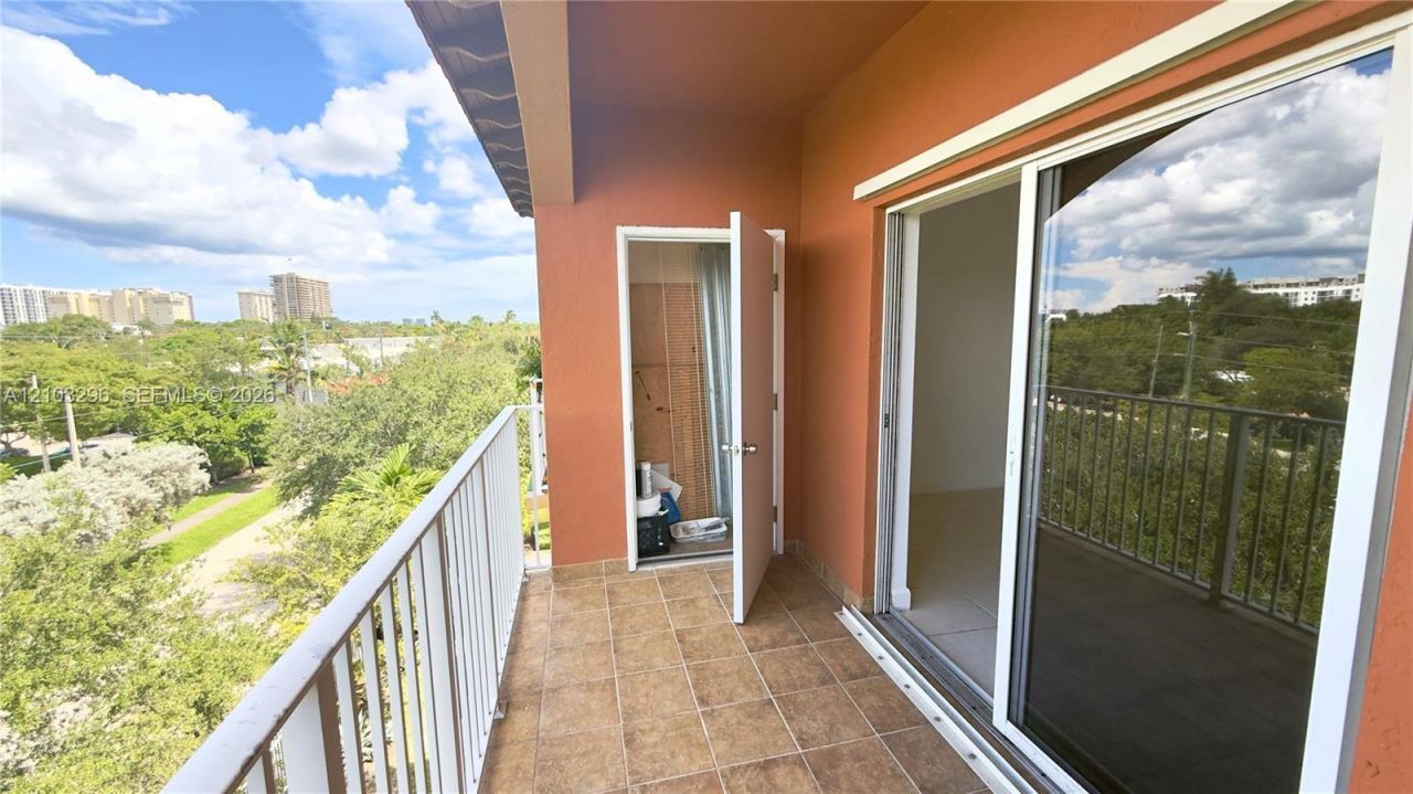 Please Call For Address, Unit 404, Miami, FL 33161 Photo
