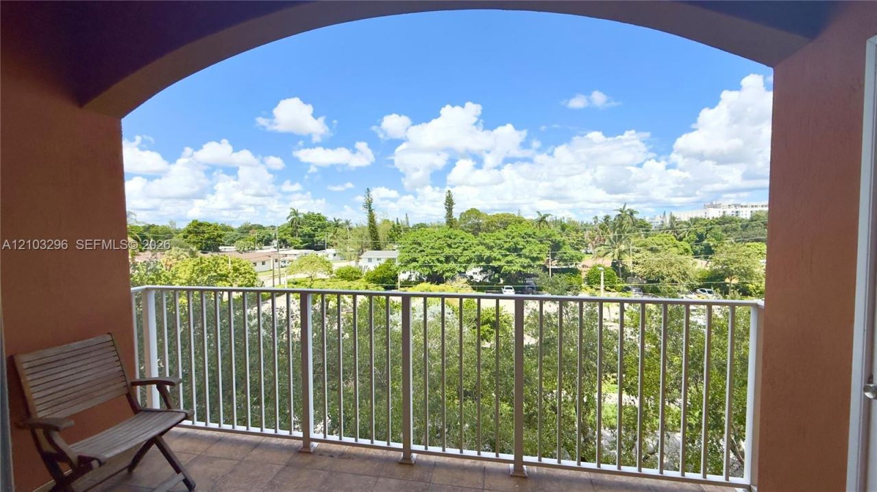 Please Call For Address, Unit 404, Miami, FL 33161 Photo