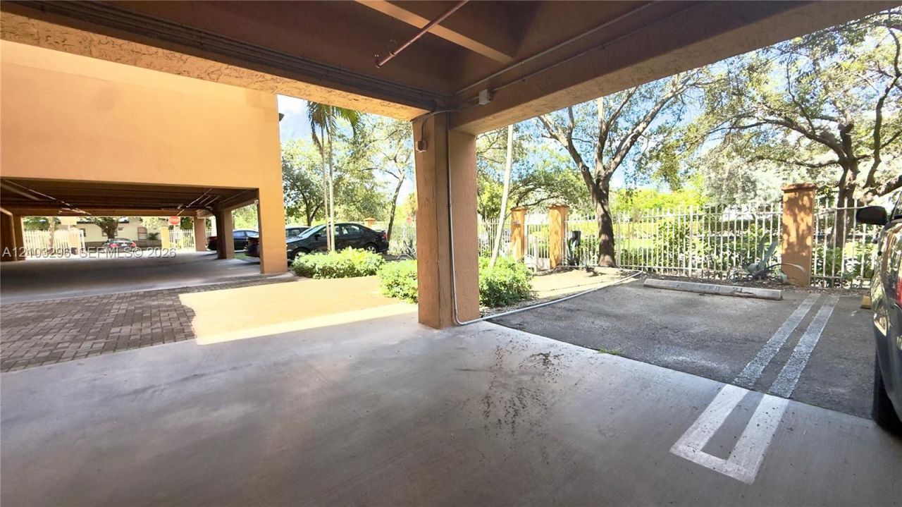 Please Call For Address, Unit 404, Miami, FL 33161 Photo