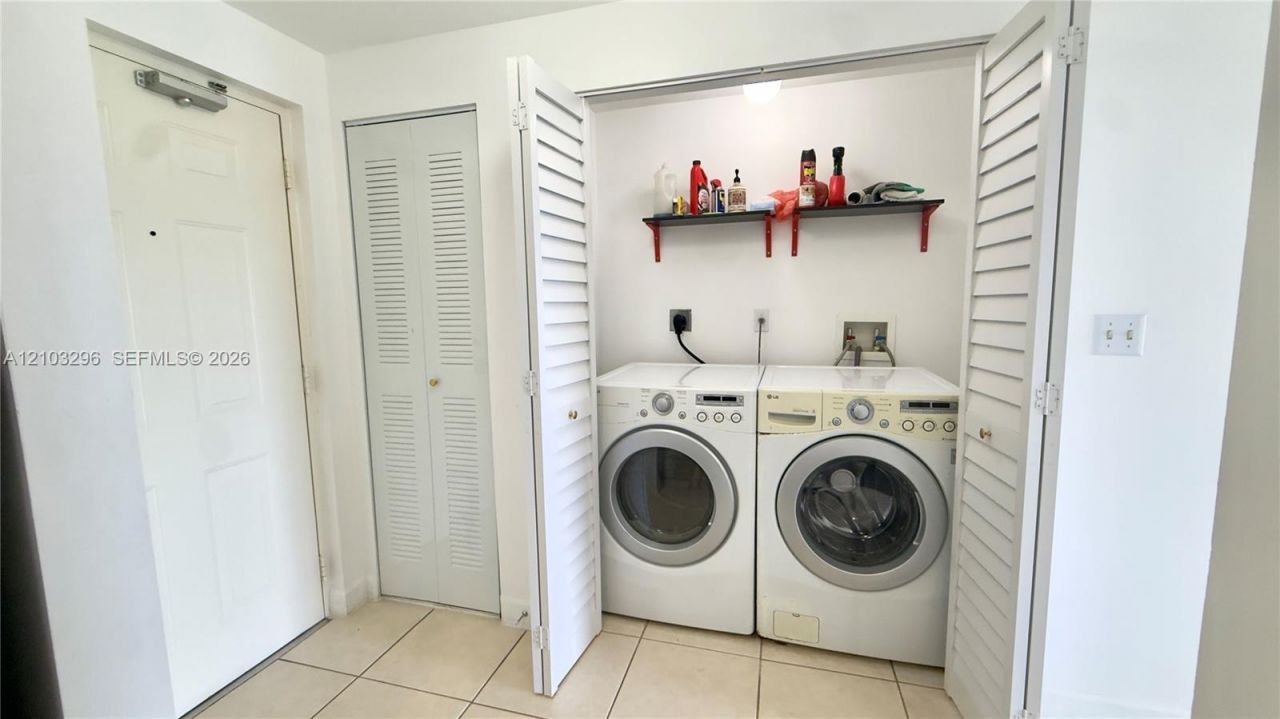 Please Call For Address, Unit 404, Miami, FL 33161 Photo