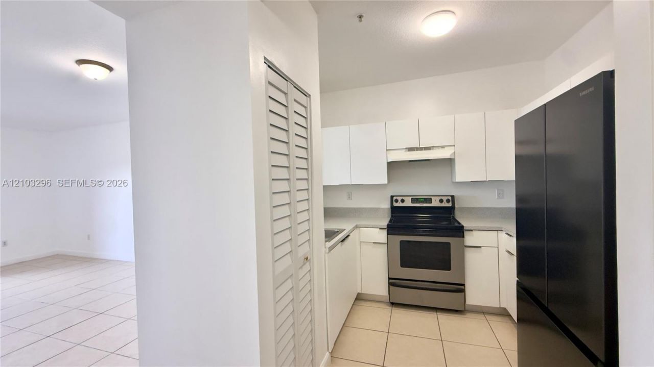 Please Call For Address, Unit 404, Miami, FL 33161 Photo
