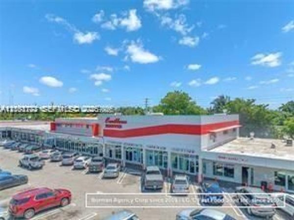 19501 NW 2nd Ave , Miami Gardens, FL 33169