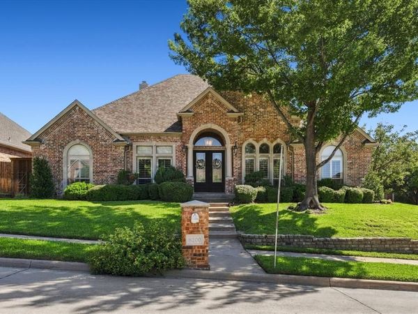 8200 Edgemont Court, North Richland Hills, TX 76182