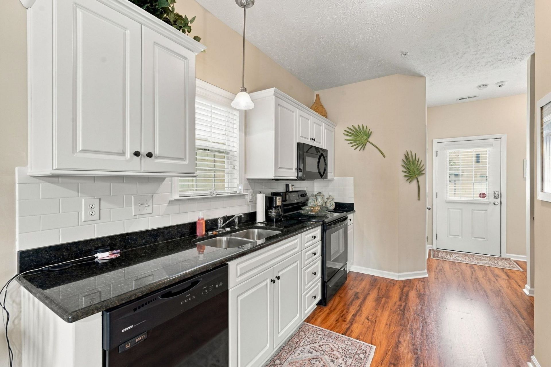346 Sailors Ct. Photo 10
