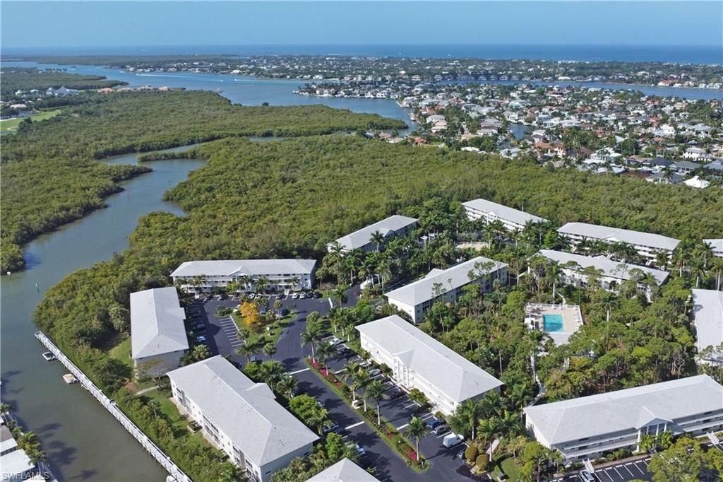 3031 Sandpiper Bay Cir , Unit F106, Naples, FL 34112 Photo