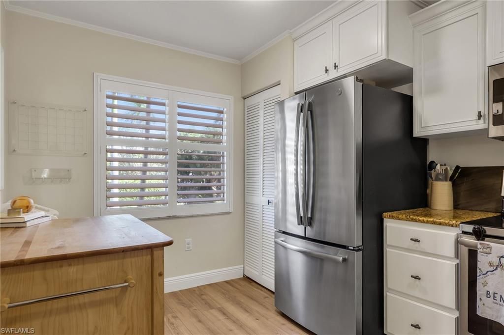 3031 Sandpiper Bay Cir , Unit F106, Naples, FL 34112 Photo