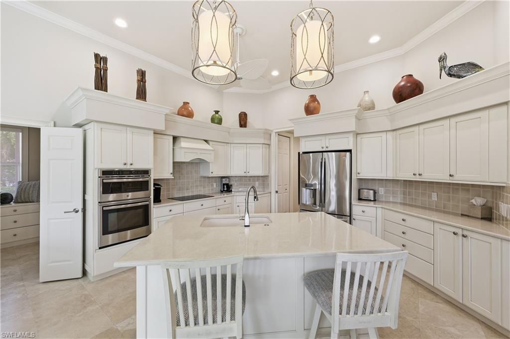 903 Spanish Moss Trl , Naples, FL 34108 Photo