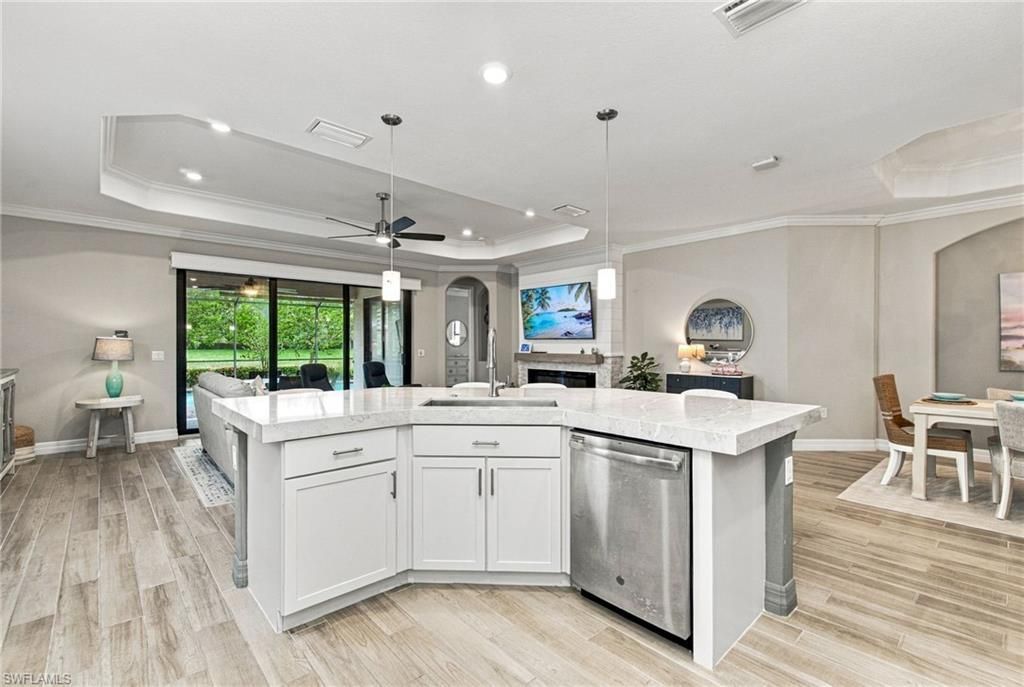 1869 Mustique St , Naples, FL 34120 Photo