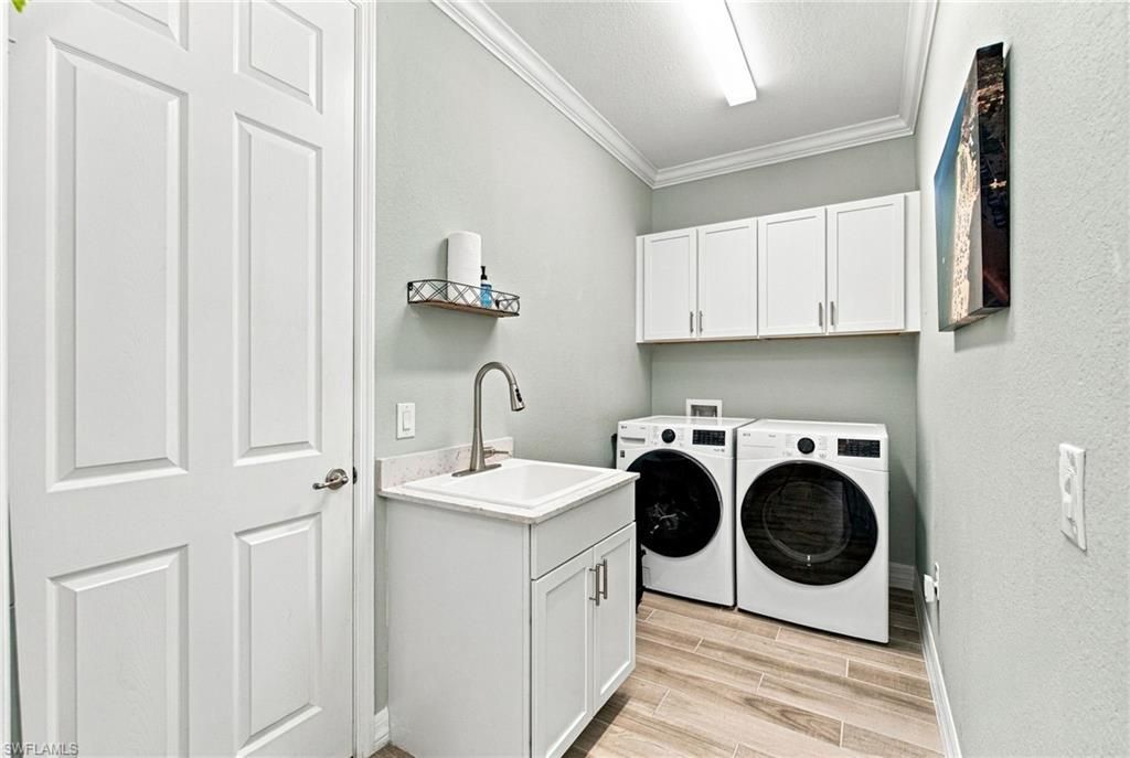 1869 Mustique St , Naples, FL 34120 Photo
