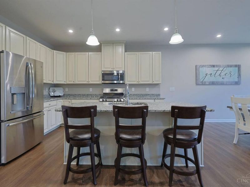 1432 Pine Bluffs Way, Miami Township, OH 45150 Photo 24