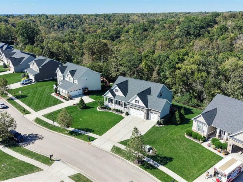 1432 Pine Bluffs Way, Miami Township, OH 45150 Photo 5